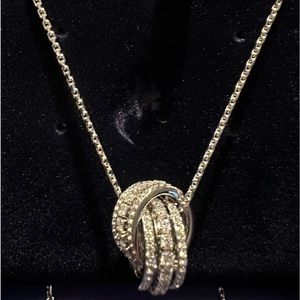 ♥️Swarovski Crystal Double Pendant Necklace♥️